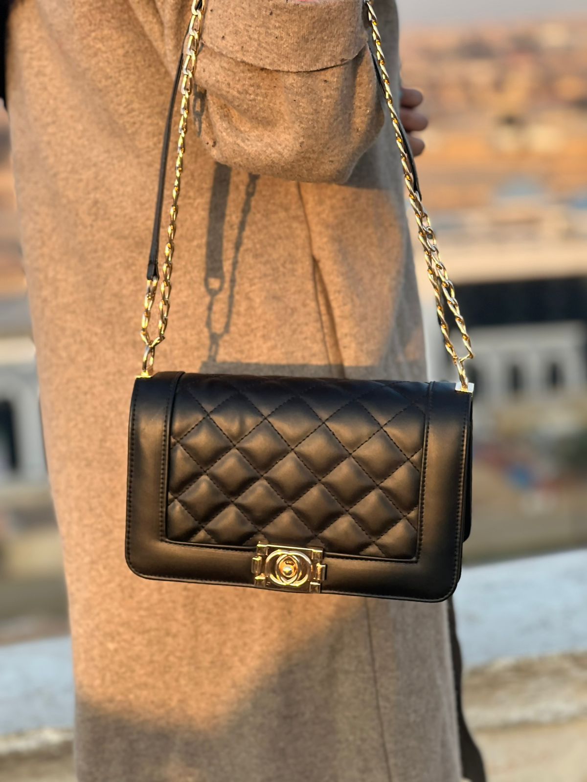 BINOBAGS Elegant Quilted Crossbody Bag with Gold Chain